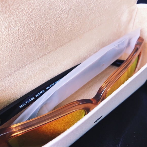 Michael Kors Polarized San Destin Sunglasses - Picture 5 of 8